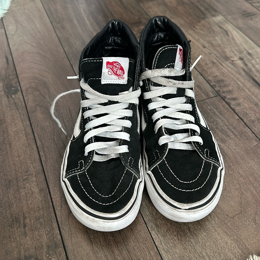 Men’s or boys vans size 5.5